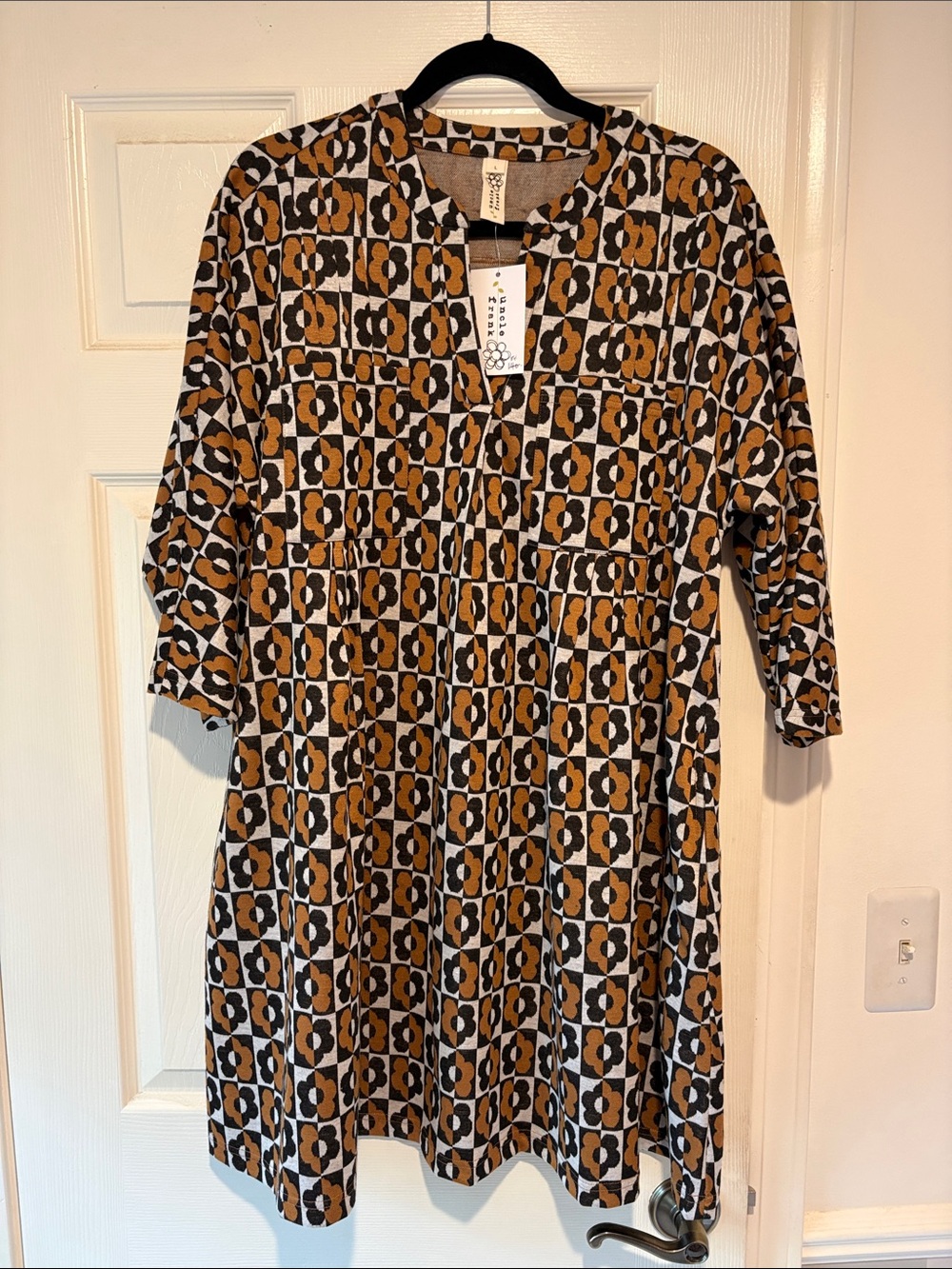 Women's Geometric Print Shift Dress in Mustard and Black